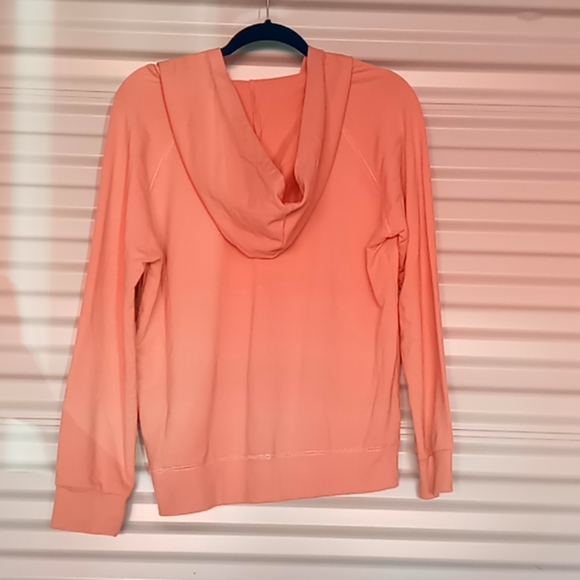 Women's hoodie size large - Picture 2 of 3